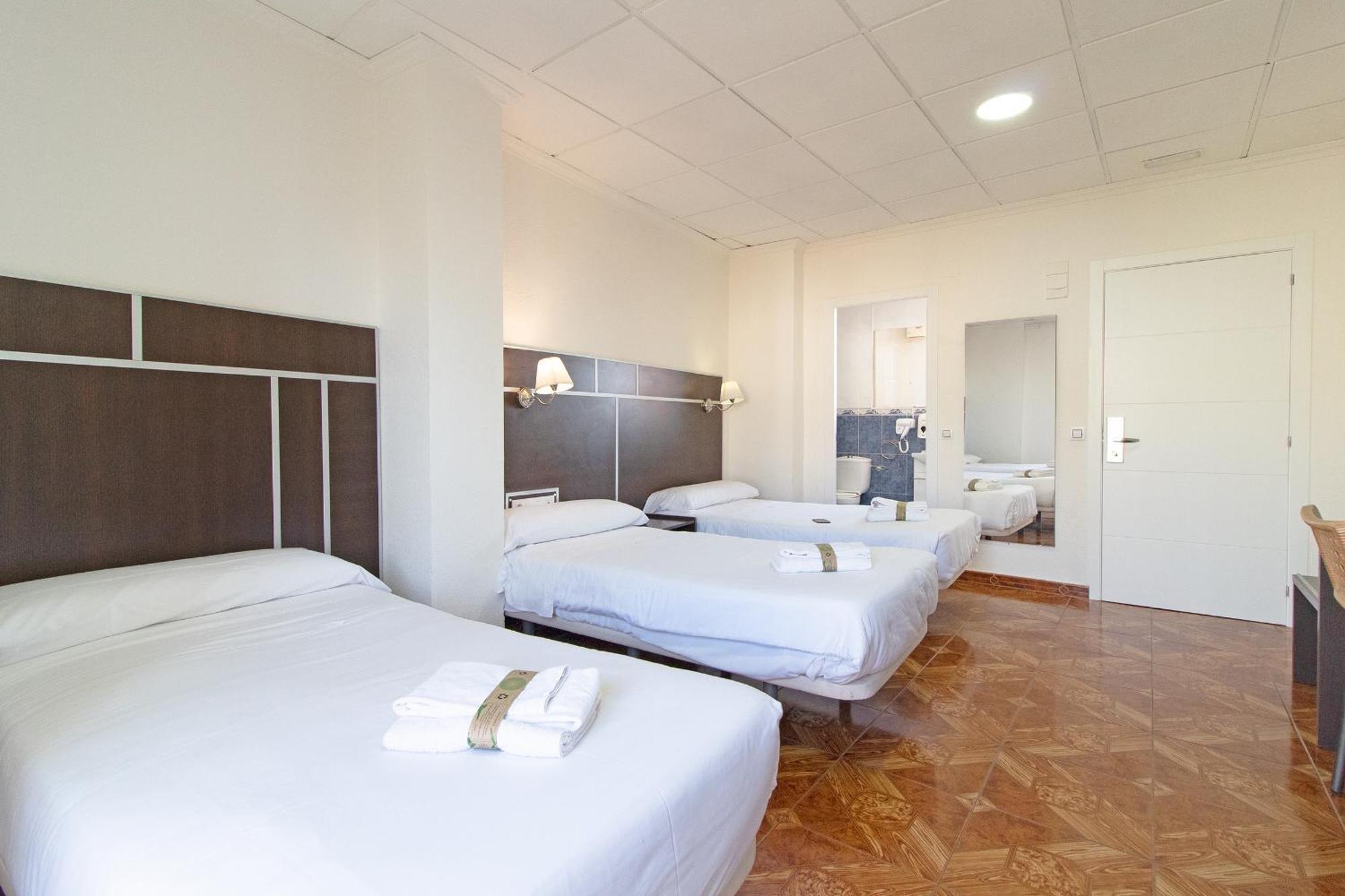 Hotel Sagunto Bagian luar foto