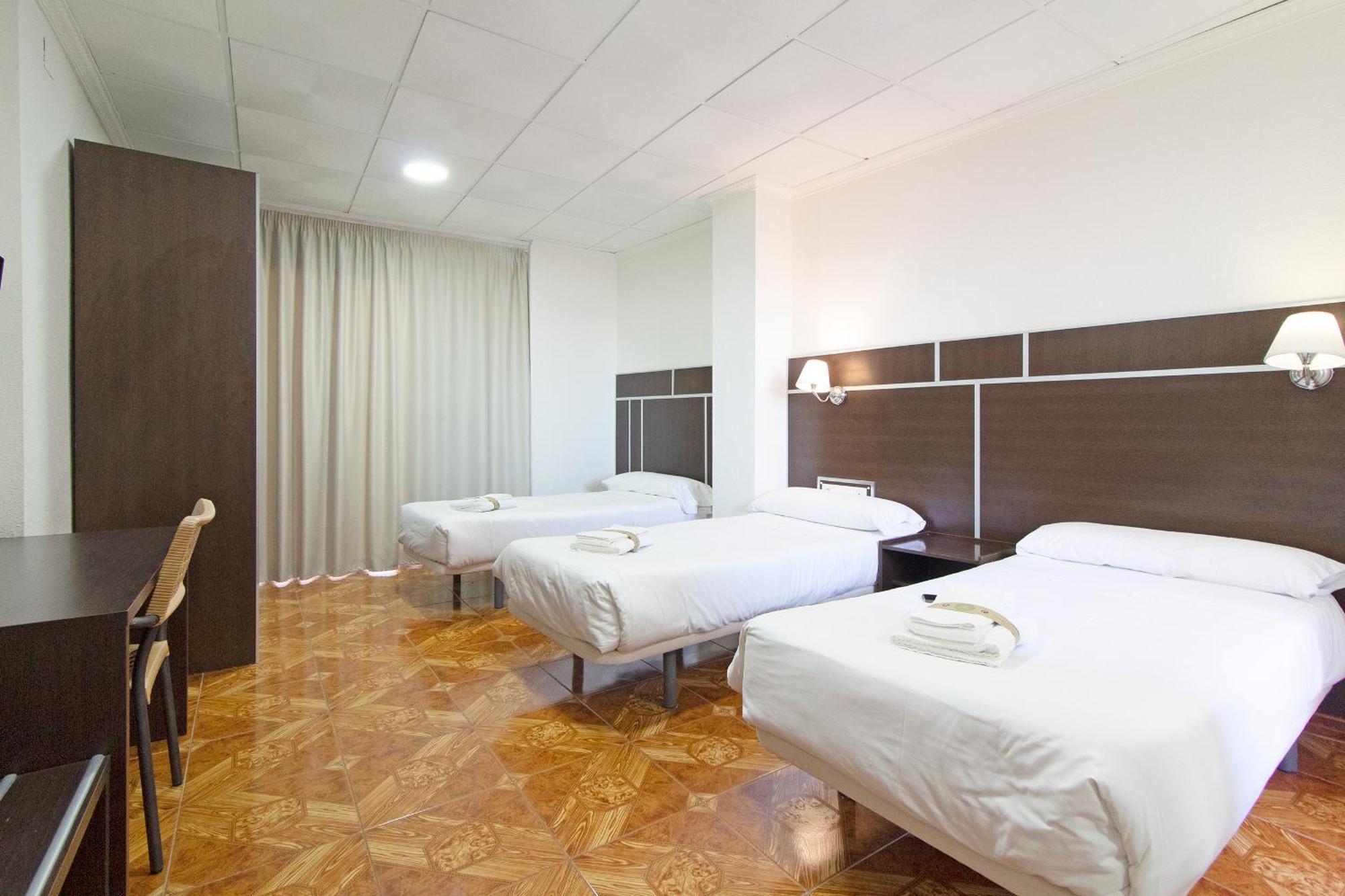 Hotel Sagunto Bagian luar foto