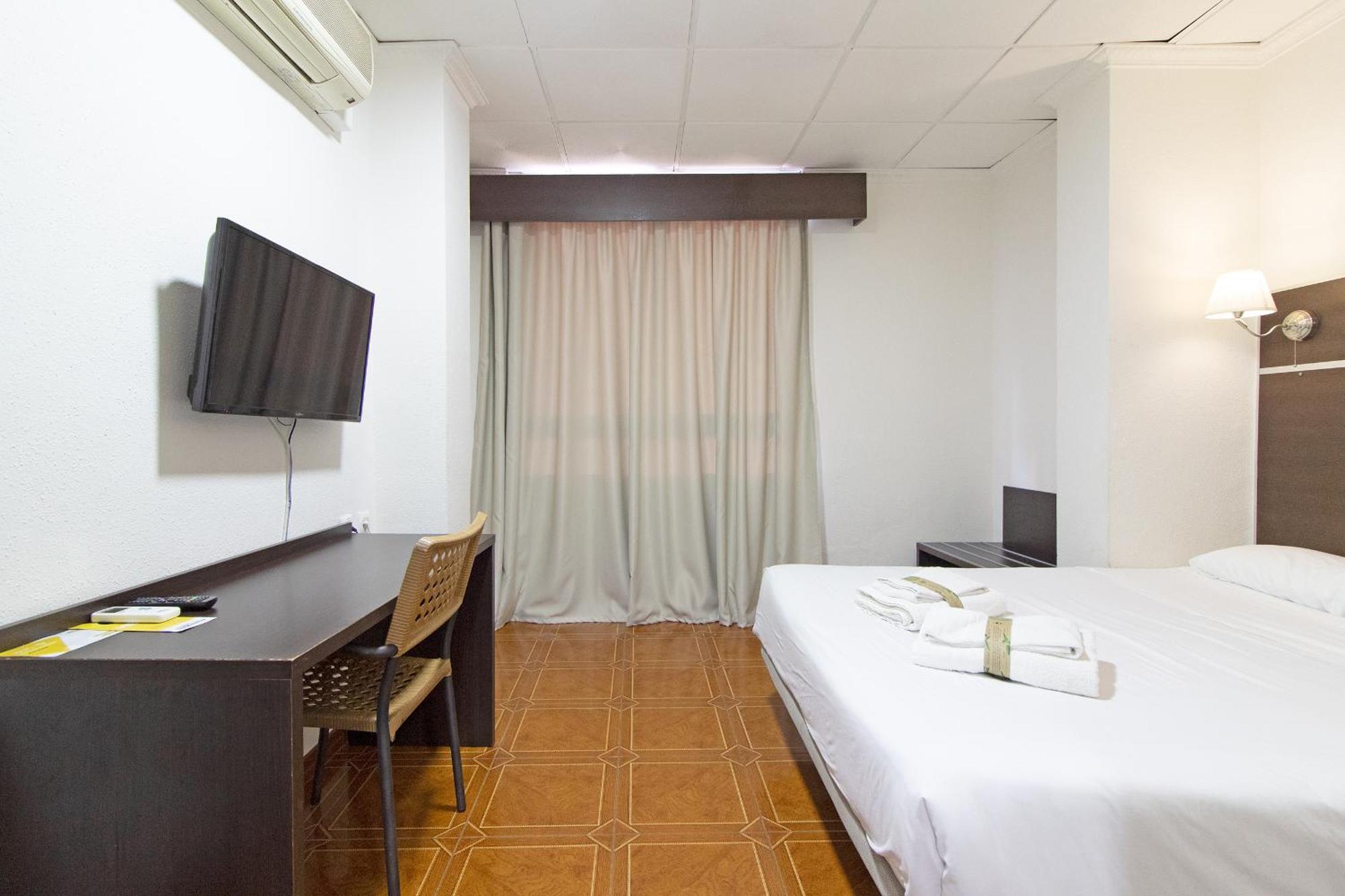 Hotel Sagunto Bagian luar foto