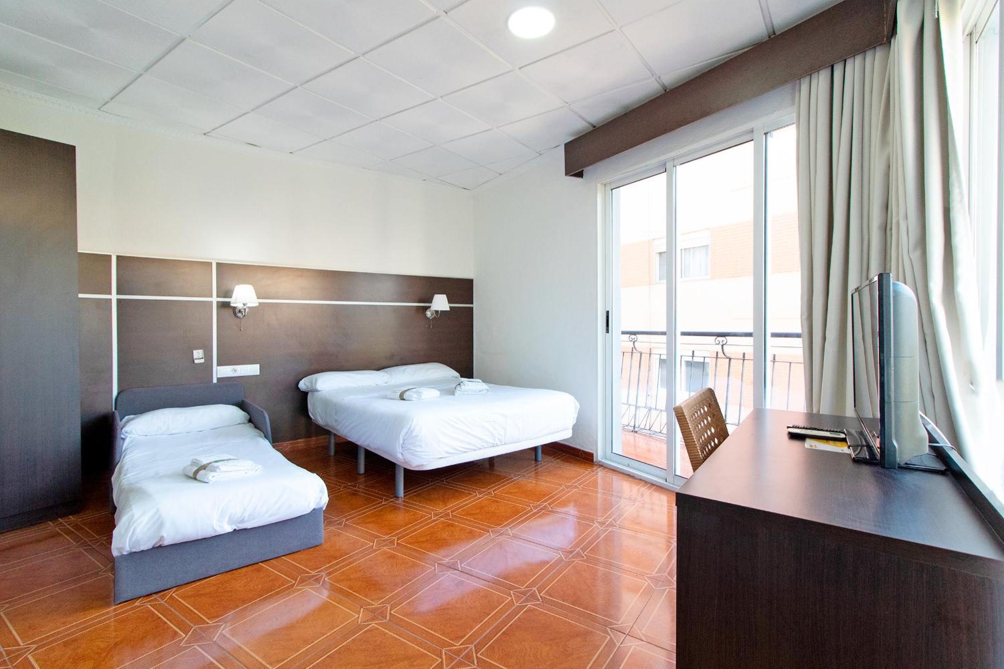 Hotel Sagunto Bagian luar foto